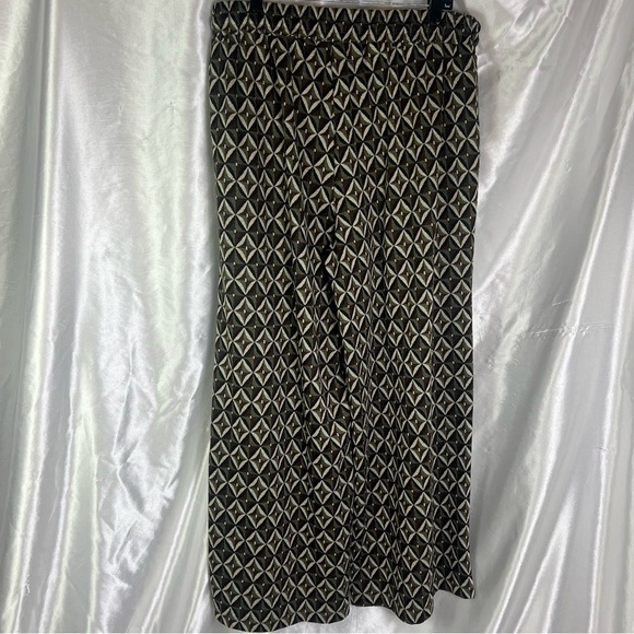 Nina Parker Geometric Camo Wide Leg Pull-On Pants 1X | Streetwear Statement - Picture 4 of 8